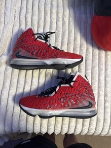 Nike LeBron 17 RD/WH/BK Uptempo - Picture 1 of 9