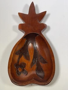 Wooden Pineapple Serving Bowl Dish Hand Carved ARUBA Inscribed Tropical 9.75”L - Picture 1 of 11