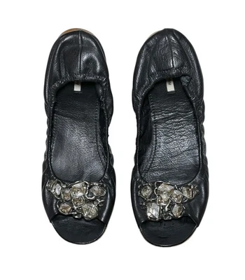 Pisos de ballet punta abierta adornados con joyas de cristal de cuero negro Miu Miu talla 40 Foto 1 de 4