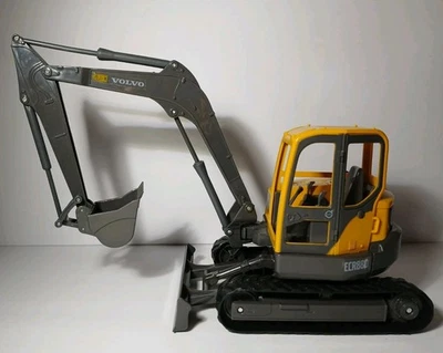 NEWRAY Volvo ECR88D Toy Excavator 1/18 Scale New Ray Loose Detailed Replica GUC - Image 1 of 4