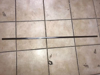 1998 1999 2000 2001 2002 2003 JAGUAR VANDEN PLAS LEFT FRONT CHROME DOOR MOLDING - Imagem 1 de 4