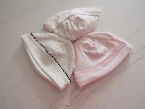 Janie and Jack Girls White Beanie 0 Months Pink bows newborn lined + bonus - Picture 1 of 3