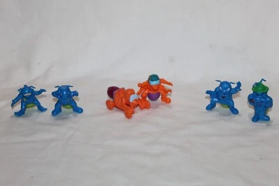 Mini Figura de Acción Hasbro Army Ants 1987 De Colección Lote de 6 Naranja y Azul Foto 1 de 3