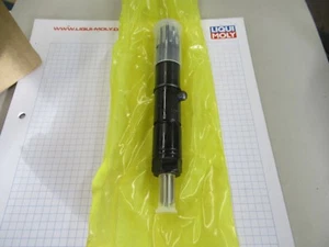 MAN DIESEL GENUINE  FUEL INJECTOR, 51.10100-7383 - Picture 1 of 2