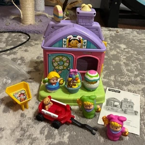 Fisher-Price Little People Surprise Easter Cottage - Picture 1 of 9