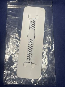 Nike Sport Band for Apple Watch™ 41mm - Pure Platinum/Black Small/Medium - Photo 1 sur 3