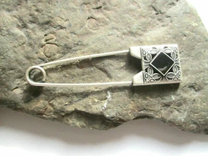 Kiltnadel Ziernadel Broschennadel Wollnadel altsilber 7,6 x 2,5 cm Schmucknadel - Bild 1 von 2