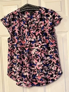 J.Crew Silk Sz 10P Womens Blouse Flutter Sleeve Pink/Blue/Black Floral Hibiscus - Picture 1 of 11