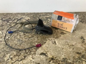 2012 MERCEDES GLK 350 ROOF ANTENNA 2049050436 9040 OEM - Picture 1 of 9