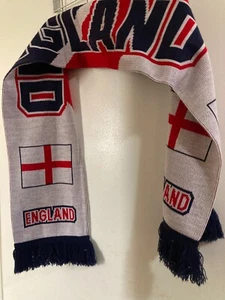 BUFANDA: INGLATERRA DEPORTE BLANCO AZUL ROJO BUFANDA HOMBRE CUEVA BAR RUGBY LIGA FÚTBOL - Imagen 1 de 4