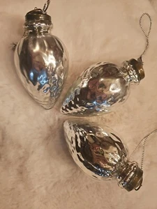 3 herrajes de restauración soplados a mano husillo de vidrio de mercurio plateado adornos de 4,5" - Imagen 1 de 5