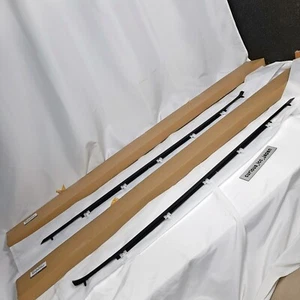 Mazda OEM FD3S RX-7 Front Door Belt Molding Set Right & Left Side Moulding - Picture 1 of 22