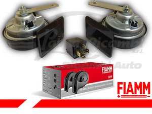 922010 COPPIA TROMBE CLACSON FIAMM TR99 24V CAMION + RELE' E STAFFE DI FISSAGGIO - Imagen 1 de 1