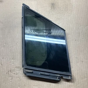 2018-2021 HONDA ODYSSEY FRONT RIGHT PASSENGER SIDE QUARTER WINDOW GLASS OEM - Picture 1 of 2