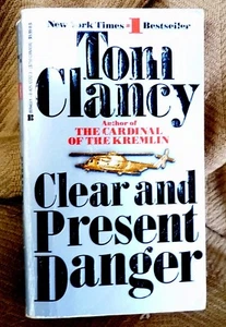 Clear and Present Danger 4 by Tom Clancy (1990, Paperback) A Jack Ryan Novel - Foto 1 di 1