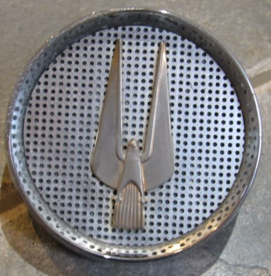 Insignia emblema rejilla Studebaker Hawk 1958 única dorada y plateada roja 1326143 Foto 1 de 4