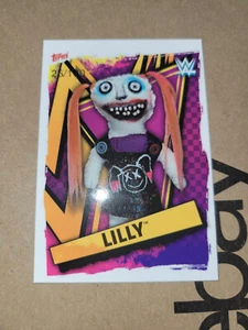 Tarjeta WWE Slam Attax 2021 RARA LILLY Firefly Funhouse 26/100 Alexa Bliss - Imagen 1 de 2