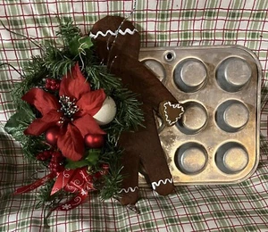 Handmade Gingerbread Man On Muffin Tin Christmas Decor Country Core - Picture 1 of 1
