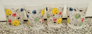 Collage Personaggio Sesame Street 16 oz. Set 4 tazze in plastica officina sesamo - Foto 1 di 3