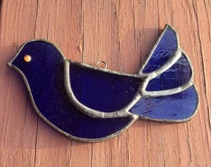Catturasole vintage in vetro colorato uccellino blu con occhi googly 4" x 3" - Foto 1 di 5