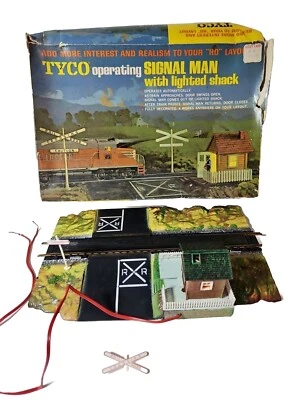 Tyco Operating Signal Man con Cabaña Iluminada 16" Cable de Alimentación Escala HO Sin Probar Foto 1 de 4