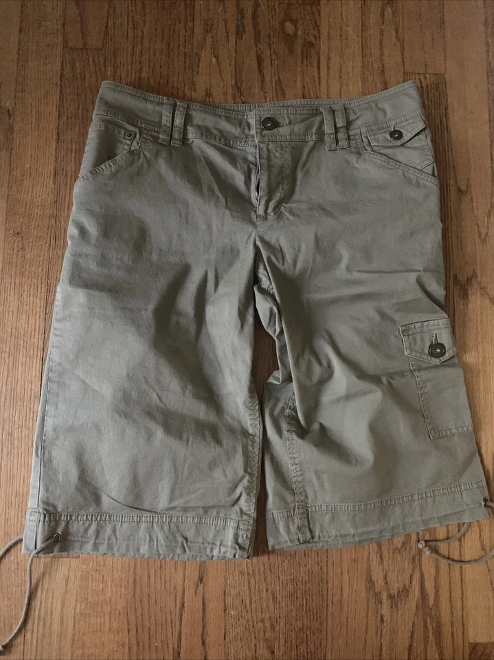 CALVIN KLEIN Cargo Shorts Khaki Designer Women’s Size 10 - Image 1 of 4