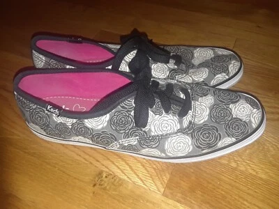 Ladies Keds Taylor Swift Black Gray Roses Floral Lace Up Sneakers Size 8 - Image 1 of 4