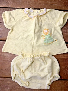 Vintage Carters Baby Girl 2 Piece Set Dress Outfit Yellow Bloomers Size 12 month - Picture 1 of 6