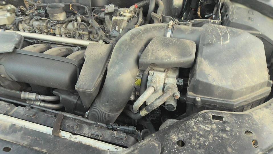 12 VOLVO 70 SERIES Air Cleaner Xc70 W/o Turbo - Image 1 of 1