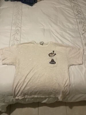 Camiseta de fútbol Warner Brother Taz Here Comes The Bomb principios de la década de 2000 de colección Foto 1 de 4