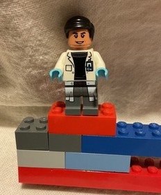 LEGO Dr. Wu Minifigure Jurassic World 75919 Park Doctor Figure