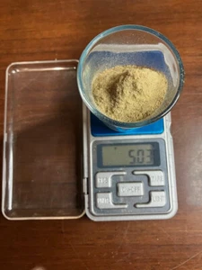 5 Gramm (0,18 oz.) Von getrockneten, gesiebten & pulverisierten Wacholderbeeren aus Ost-Arizona - Bild 1 von 11