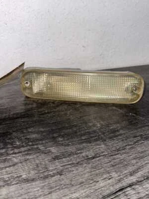 1994-1998 Mitsubishi Galant OEM RH Passenger Side Corner Lamp/Turn Signal - Image 1 of 4
