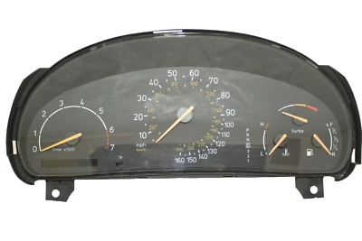 Cuadro de instrumentos velocímetro medidor de panel 02 03 Saab 9-3 115.199 millas Foto 1 de 3