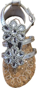 Lucky Top Store-18B Silver Floral Sandals Size 5 Kids - Picture 1 of 3