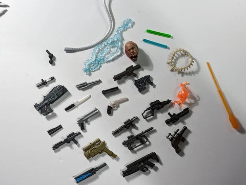 Weapons 1:12 Scale for 6" figures. See pics Cover