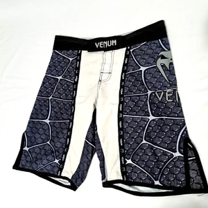 Venum Muay Thai Boxing UFC MMA Mens Shorts Size 33 US White Black Drawstring - Picture 1 of 24