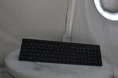 DELL wk636p Wireless Keyboard BLACK SEE NOTES - Image 1 of 4