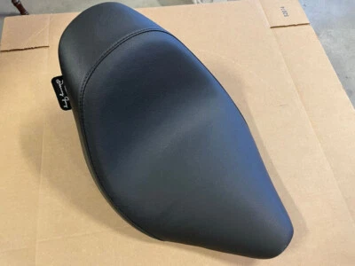 DANNY GRIS PERRO GRANDE MOTOCICLETAS PILOTO ASIENTO INDIVIDUAL 2005-2007 CHOPPER MODELOS RT/BDM Foto 1 de 4