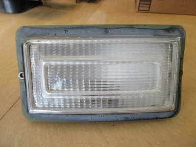 Luz de señal de giro de estacionamiento derecho Dodge 1977 1978 Ram Warlock Red Express 3895704 Foto 1 de 4