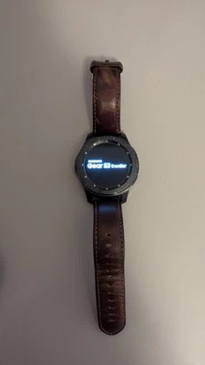 Gear S3 Frontier   - Image 1 of 3