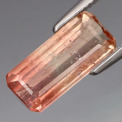 1.95 克拉有吸引力的颜色! 天然 Padparadsha 碧玺 完美形状 ! — 第 1/4 张图片