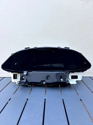 I01 Compteur TOYOTA DENSO 83800-0DJ00 MB457300-3612 YARIS 3 PHASE 1 - Immagine 1 di 4