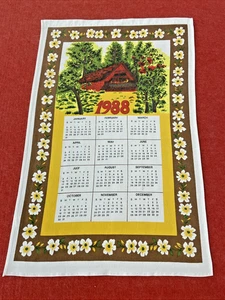 Vintage 1988 Calendar Tea Towel Country Cottage Floral Pattern Kitchen Dish Art - Picture 1 of 16