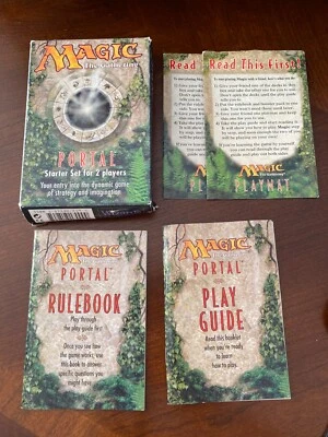 Magic: The Gathering MTG Portal 2 Player Starter Box Set SCATOLA + SOLO ISTRUZIONI - Immagine 1 di 2