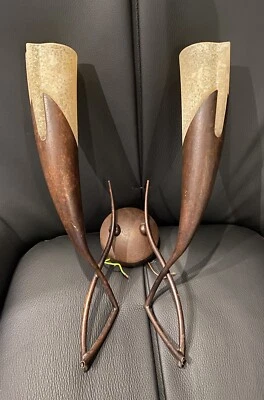 Apliques de pared internacionales 2 lámparas hechos en Italia 17" x11" Foto 1 de 4