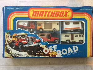 Lesney Matchbox 1979 12 Car Carry Case Gift Set  “OFF THE ROAD” with 5 Vehicles