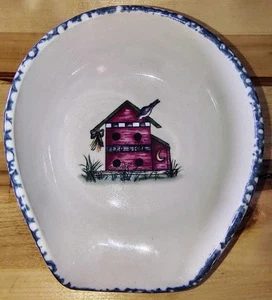 Home & Garden Party Feed Store Farm Birdhouse Stoneware Spoon Rest USA Vintage - Picture 1 of 3