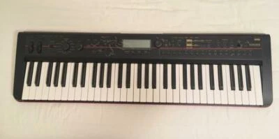 KORG KROSS 61 keys Synthesizer Keyboard Tested Working - Image 1 of 3
