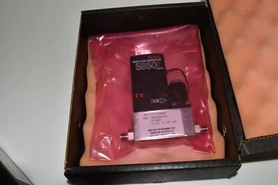 Brooks 5850E -Mass Flow Controller N2 1 SLPM - NEW   (VSP63) - Image 1 of 4